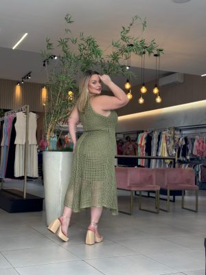 vestido tricot assimétrico verde musgo